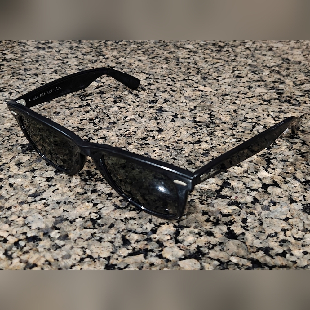 RAY-BAN L2009 PTAS SHINY BLACK SUNGLASSES WAYFARER USA MADE VTG B&L RARE ADUL